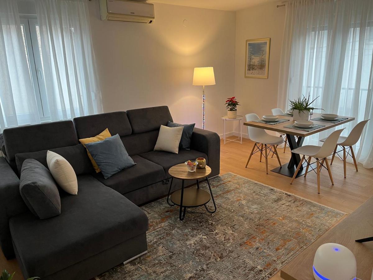 Dela'S Apartment-Zagreb Luaran gambar